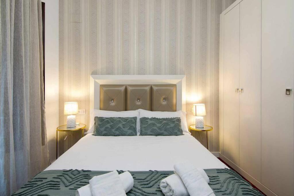 Eco Center Granatensis Catedral 2 Habitaciones Free Parking グラナダ エクステリア 写真