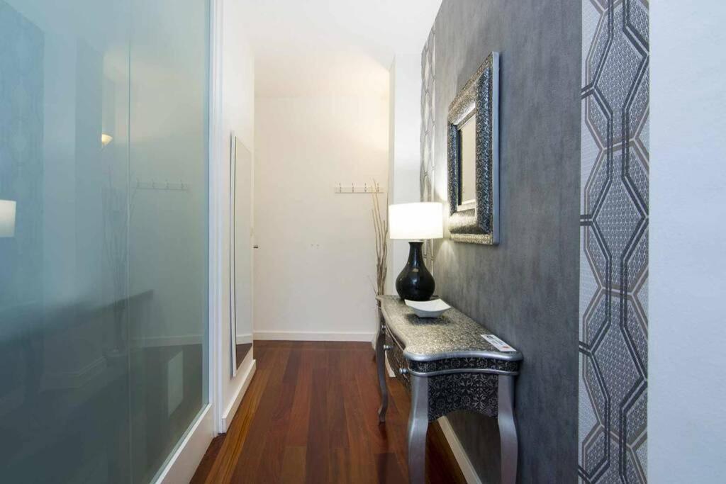 Eco Center Granatensis Catedral 2 Habitaciones Free Parking グラナダ エクステリア 写真