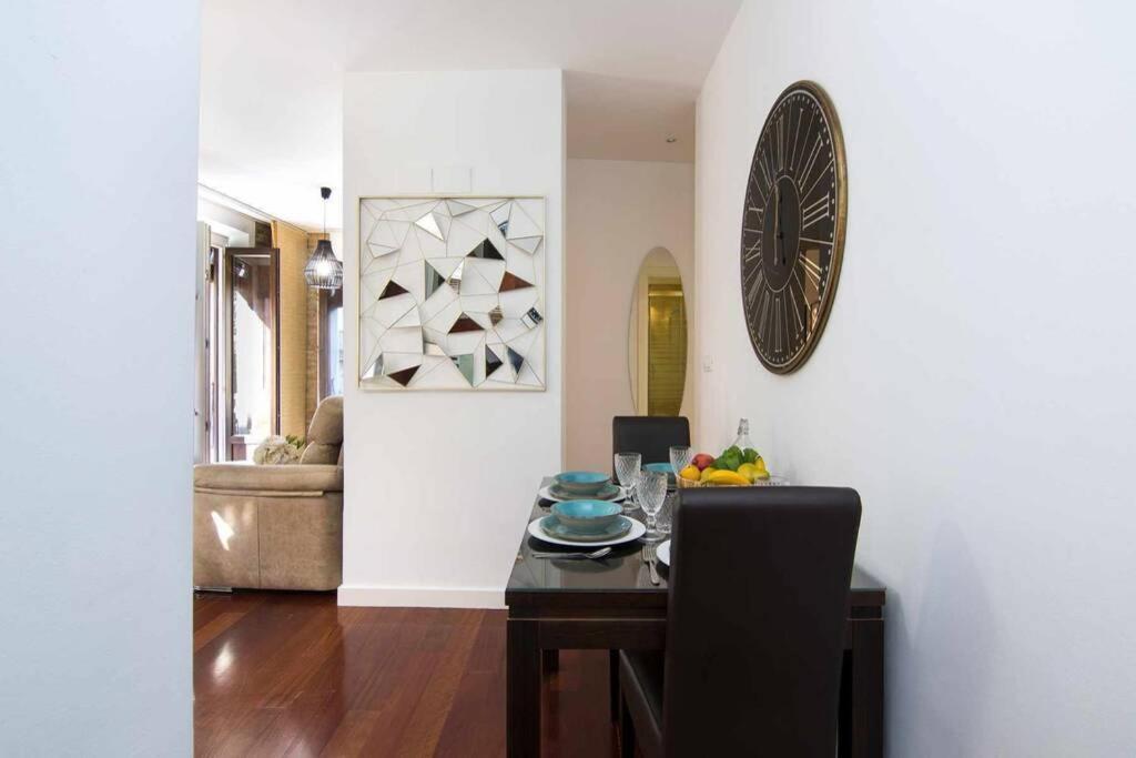 Eco Center Granatensis Catedral 2 Habitaciones Free Parking グラナダ エクステリア 写真