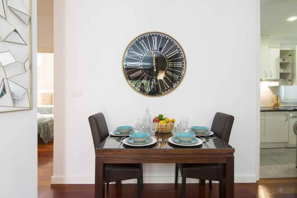 Eco Center Granatensis Catedral 2 Habitaciones Free Parking グラナダ エクステリア 写真